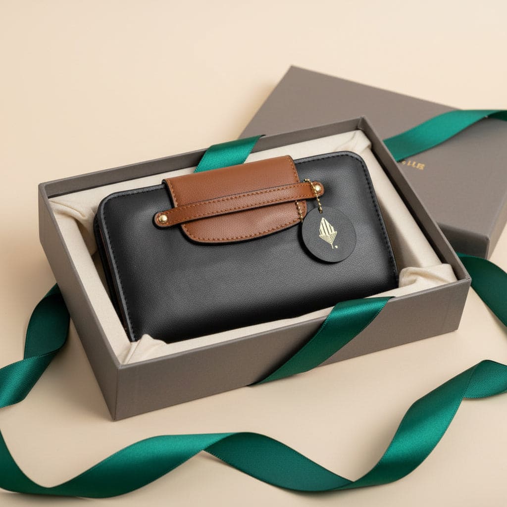 Cybele – Black & Gingerbread | Plant Leather Women’s Wallet