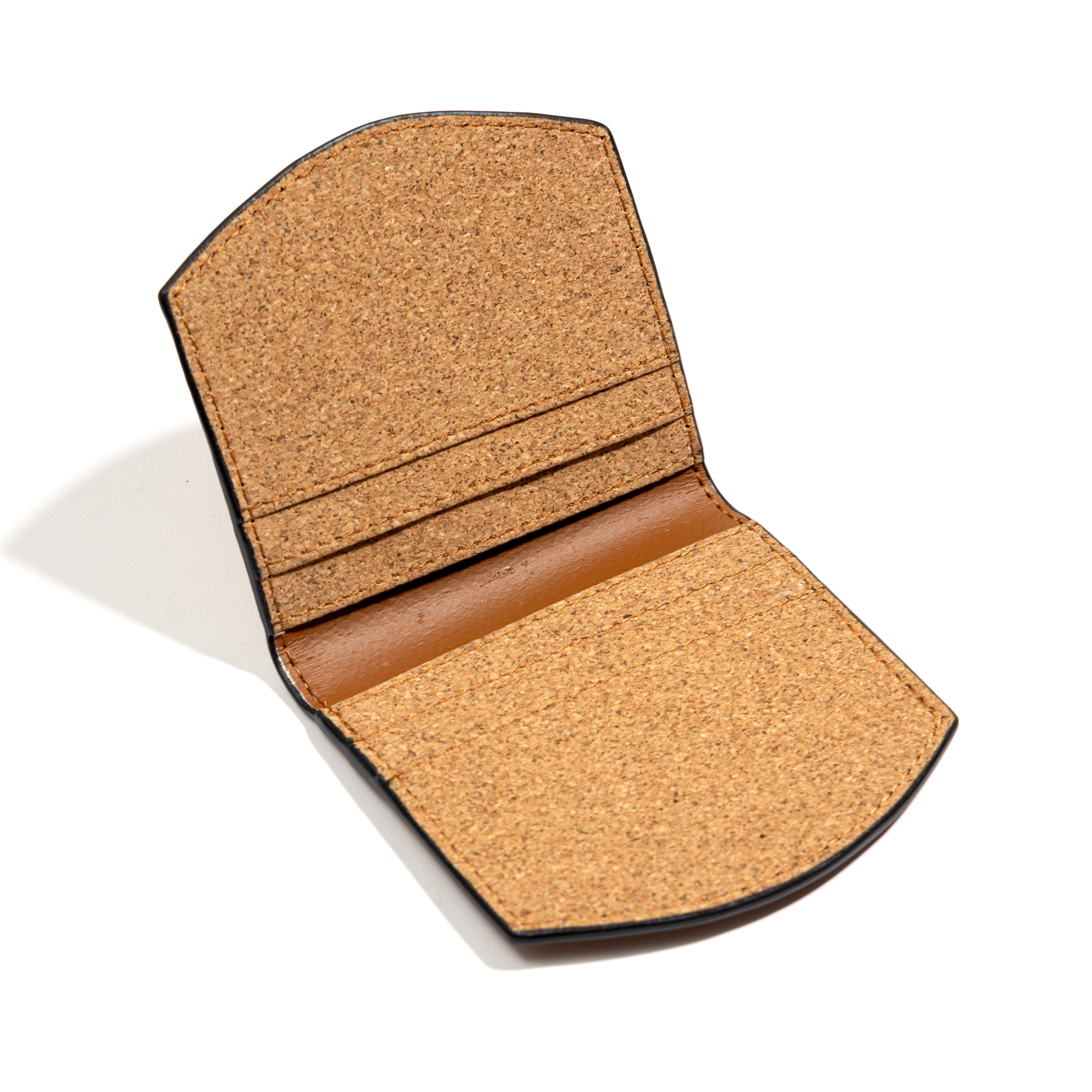 Open plant leather card holder with card slots from the Work-On-The-Go gift set – Tan | Green Hermitage