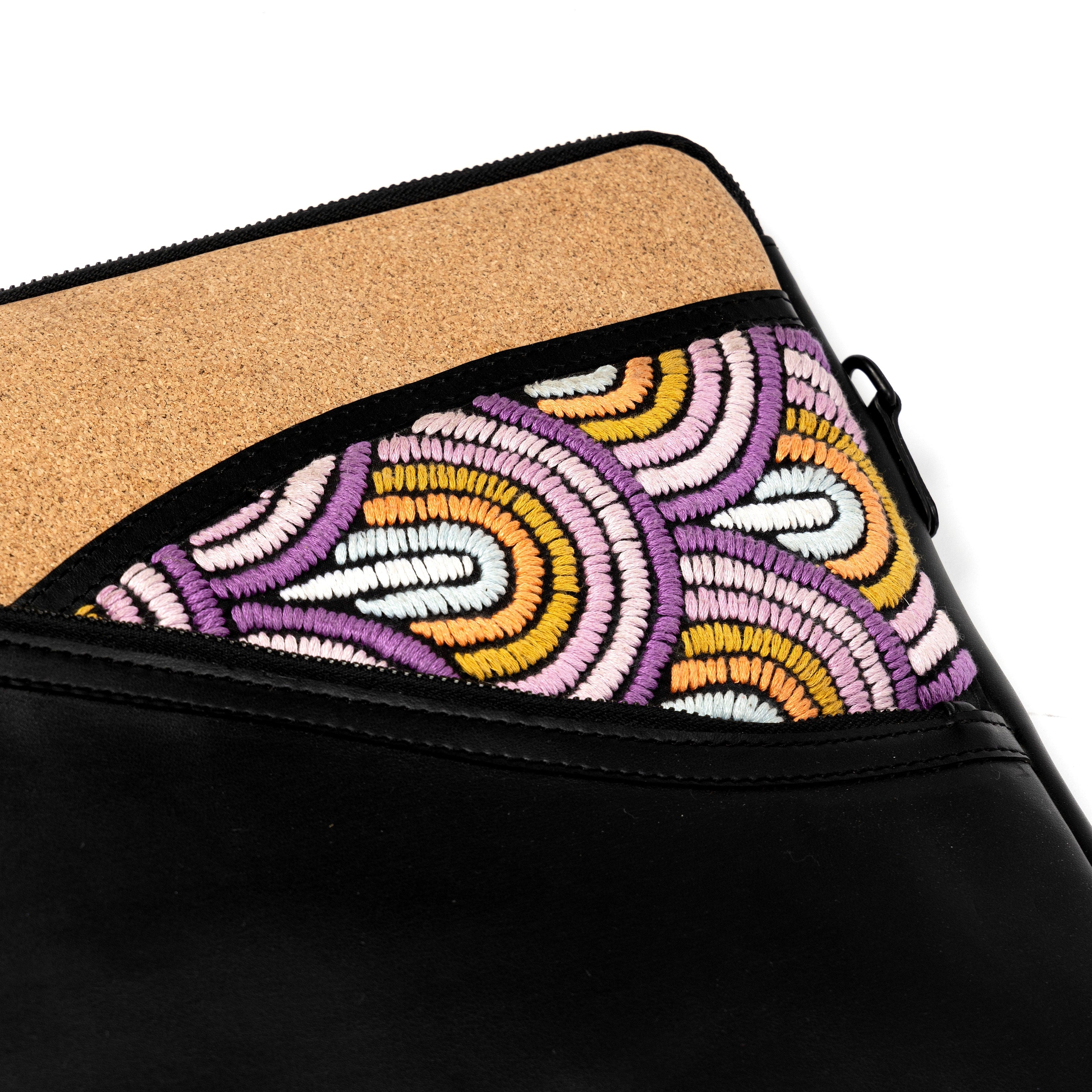 Acacia Vegan Leather Laptop Sleeve – Black thumbnail 5